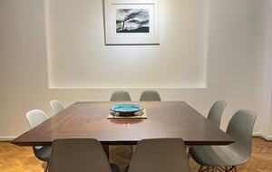 Charming 1950s Retreat with Sunroom & Garden in Retiro - Retiro, Argentina