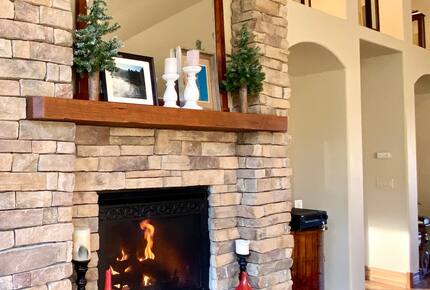 Spacious Buena Vista Escape with Hot Tub & Game Room - Buena Vista, Colorado