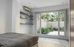 Charming 1950s Retreat with Sunroom & Garden in Retiro - Retiro, Argentina