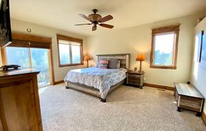 Spacious Buena Vista Escape with Hot Tub & Game Room - Buena Vista, Colorado