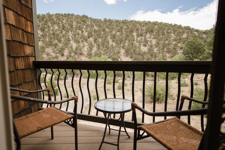 Spacious Buena Vista Escape with Hot Tub & Game Room - Buena Vista, Colorado