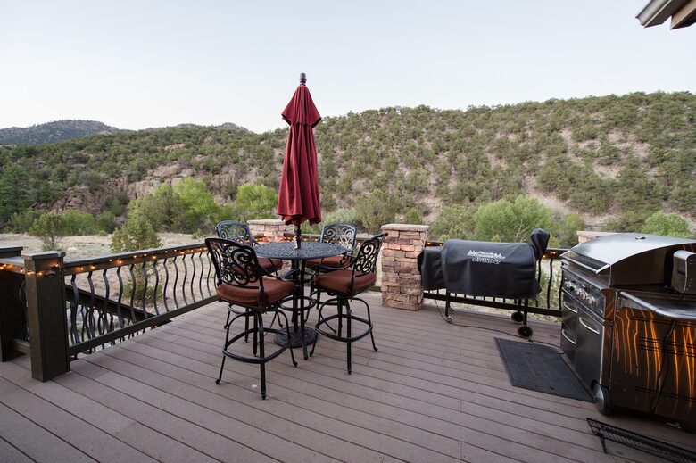 Spacious Buena Vista Escape with Hot Tub & Game Room - Buena Vista, Colorado