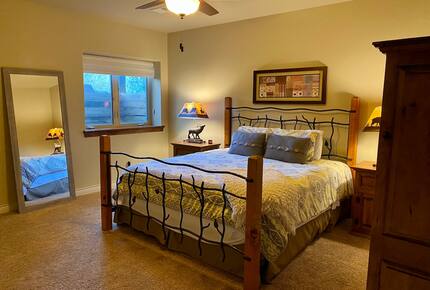 Spacious Buena Vista Escape with Hot Tub & Game Room - Buena Vista, Colorado