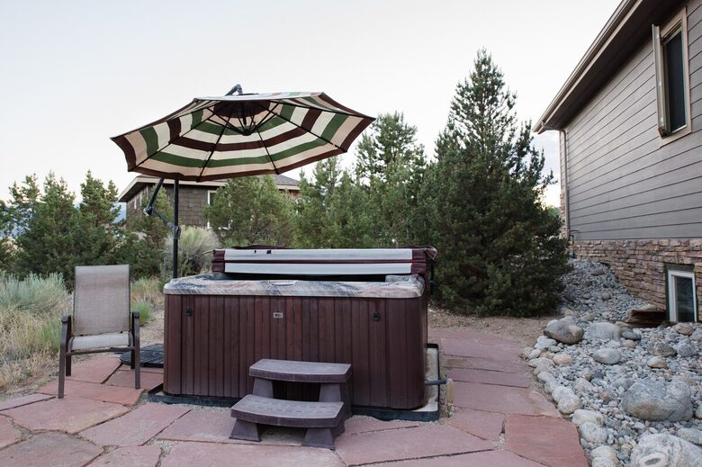 Spacious Buena Vista Escape with Hot Tub & Game Room - Buena Vista, Colorado