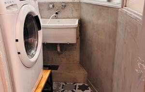 Charming 1950s Retreat with Sunroom & Garden in Retiro - Retiro, Argentina