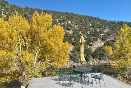 Spacious Buena Vista Escape with Hot Tub & Game Room - Buena Vista, Colorado