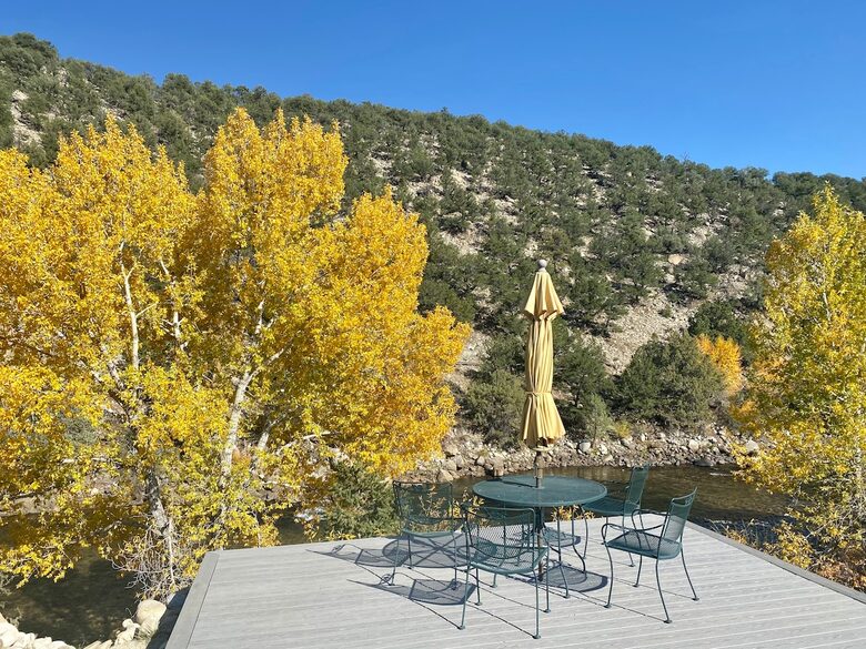 Spacious Buena Vista Escape with Hot Tub & Game Room - Buena Vista, Colorado