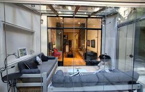 Charming 1950s Retreat with Sunroom & Garden in Retiro - Retiro, Argentina