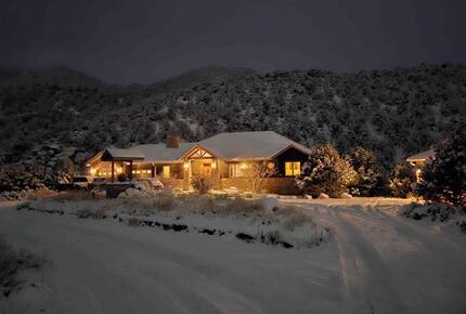 Spacious Buena Vista Escape with Hot Tub & Game Room - Buena Vista, Colorado