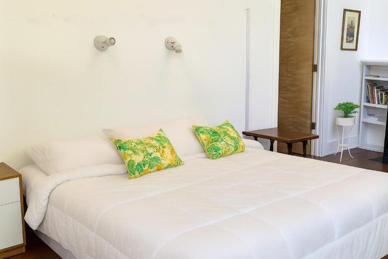 Lakeside Retreat near Boston - Sharon, Massachusetts