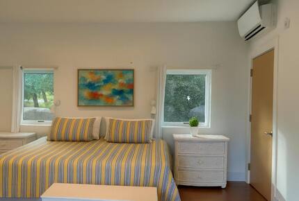 Lakeside Retreat near Boston - Sharon, Massachusetts