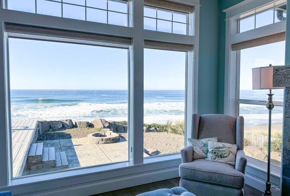 Oceanfront Escape with Panoramic Views of the Pacific - Lincoln Beach, Oregon