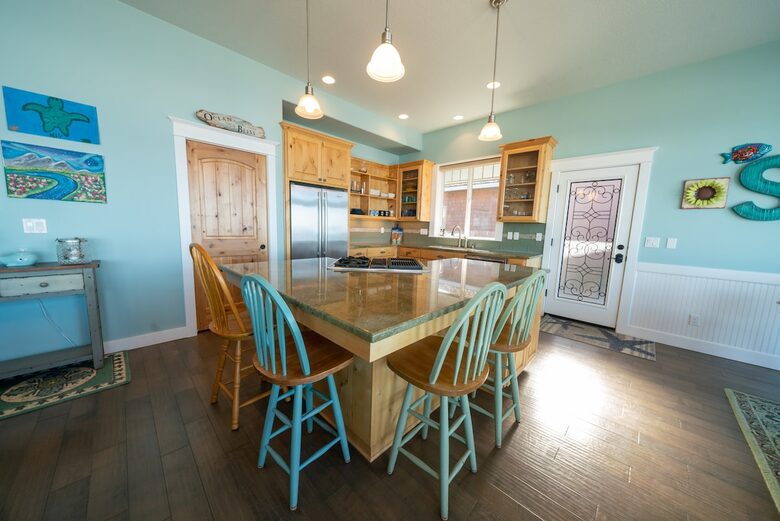 Oceanfront Escape with Panoramic Views of the Pacific - Lincoln Beach, Oregon