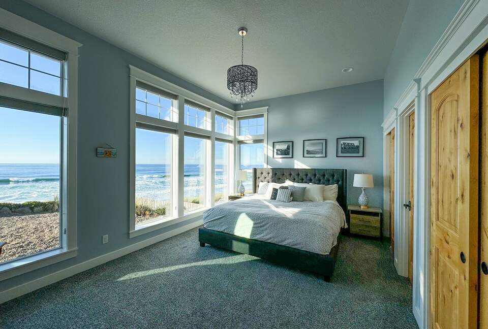 Oceanfront Escape with Panoramic Views of the Pacific - Lincoln Beach, Oregon