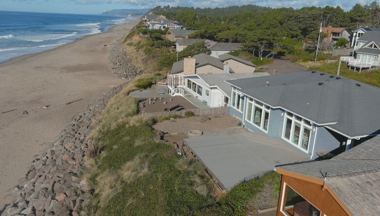 Oceanfront Escape with Panoramic Views of the Pacific - Lincoln Beach, Oregon