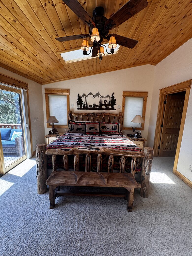 Mountain Cabin Retreat Near Rocky Mountain National Park - Estes Park, Colorado