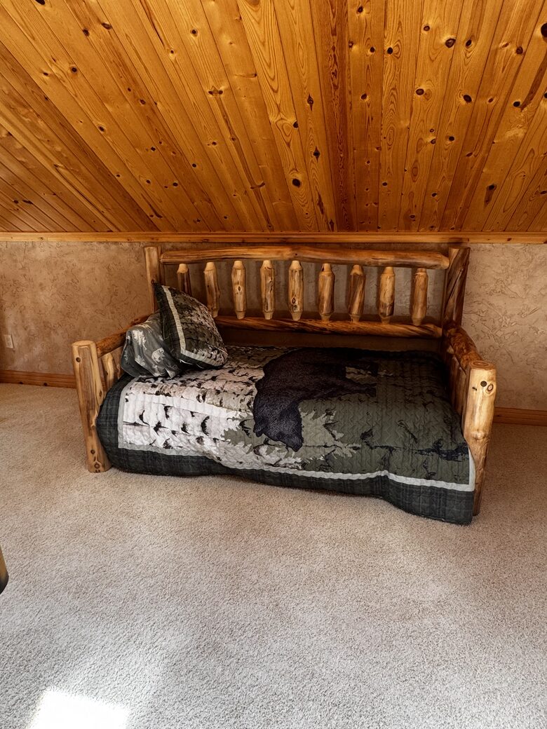 Mountain Cabin Retreat Near Rocky Mountain National Park - Estes Park, Colorado