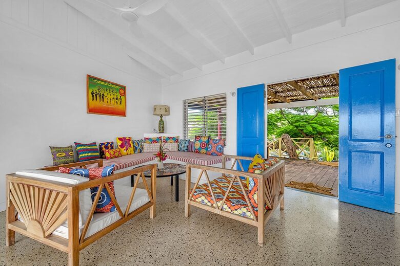 Treasure Beach Villa with Expansive Sea Views - Treasure Beach, Jamaica