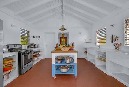 Treasure Beach Villa with Expansive Sea Views - Treasure Beach, Jamaica