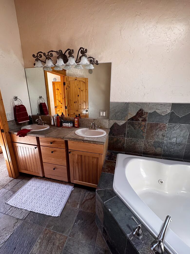 Mountain Cabin Retreat Near Rocky Mountain National Park - Estes Park, Colorado