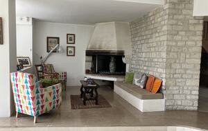 Refined Family Residence with Parkland and Pool in the Loire Valley - Loches, France