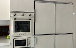 Refined Family Residence with Parkland and Pool in the Loire Valley - Loches, France