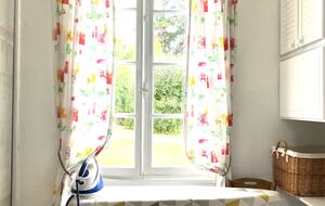 Refined Family Residence with Parkland and Pool in the Loire Valley - Loches, France