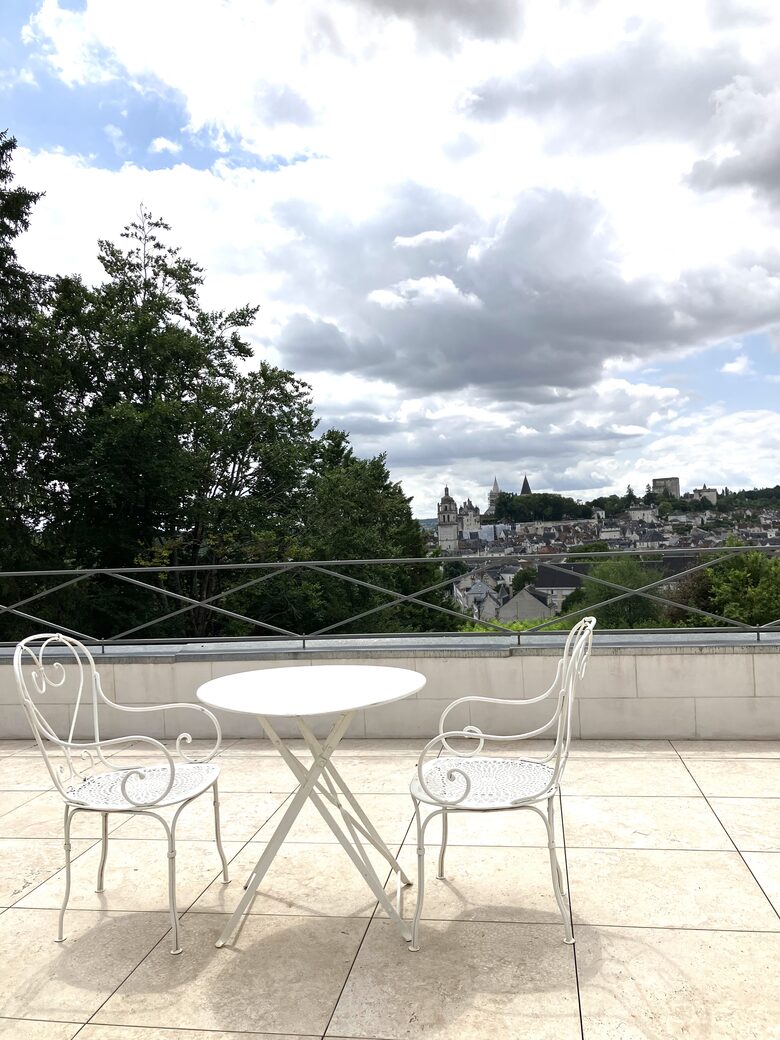 Refined Family Residence with Parkland and Pool in the Loire Valley - Loches, France