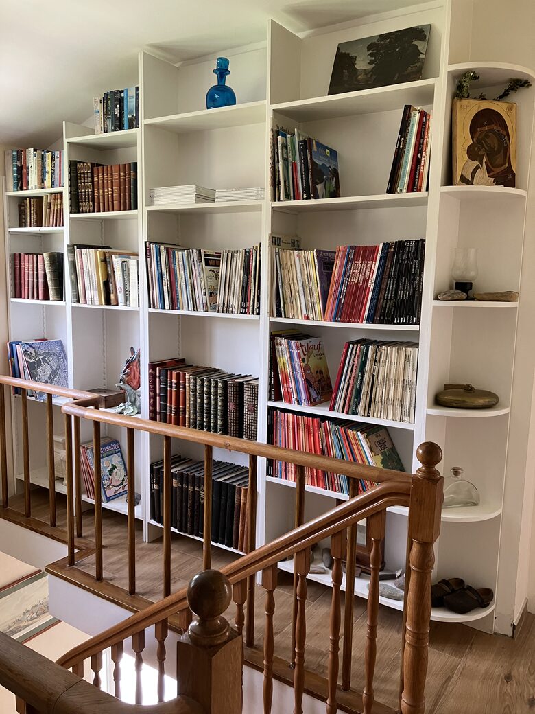 Refined Family Residence with Parkland and Pool in the Loire Valley - Loches, France