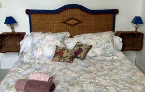 Refined Family Residence with Parkland and Pool in the Loire Valley - Loches, France