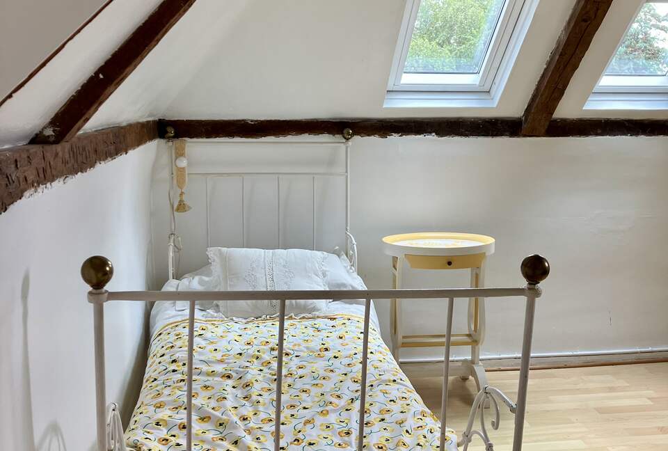 Refined Family Residence with Parkland and Pool in the Loire Valley - Loches, France