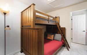 Spacious Moovalya Keys Getaway - Parker, Arizona