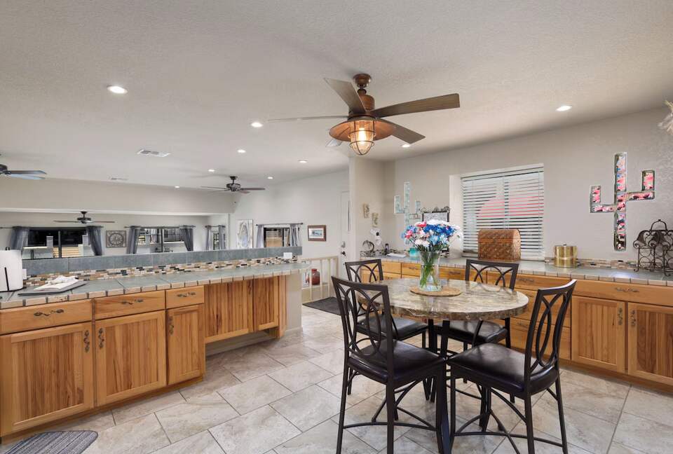 Spacious Moovalya Keys Getaway - Parker, Arizona