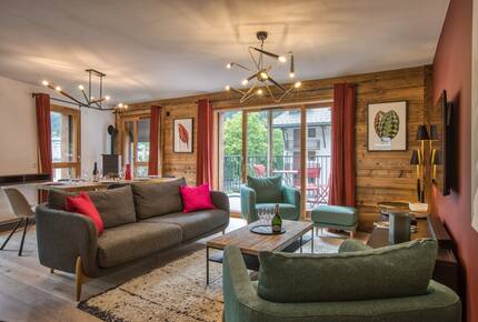 Stylish Chamonix Top-Floor Apartment with Mountain Charm - Chamonix-Mont-Blanc, France