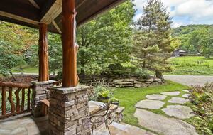 Blue Ridge Gem near Boone and Blowing Rock - Boone, North Carolina