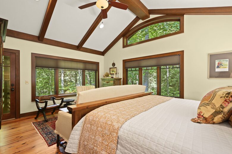 Blue Ridge Gem near Boone and Blowing Rock - Boone, North Carolina