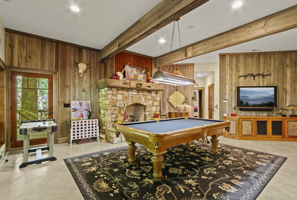 Blue Ridge Gem near Boone and Blowing Rock - Boone, North Carolina