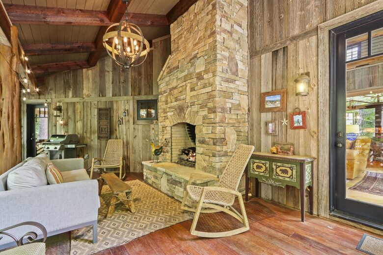 Blue Ridge Gem near Boone and Blowing Rock - Boone, North Carolina