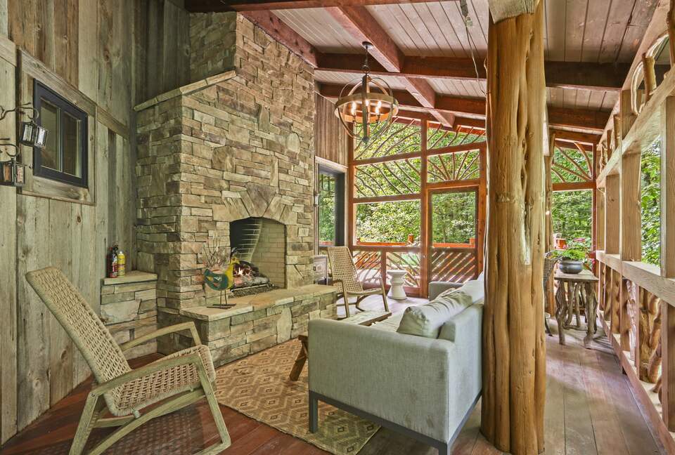 Blue Ridge Gem near Boone and Blowing Rock - Boone, North Carolina