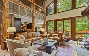 Blue Ridge Gem near Boone and Blowing Rock - Boone, North Carolina