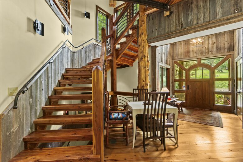 Blue Ridge Gem near Boone and Blowing Rock - Boone, North Carolina