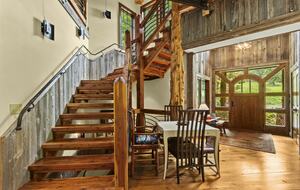 Blue Ridge Gem near Boone and Blowing Rock - Boone, North Carolina