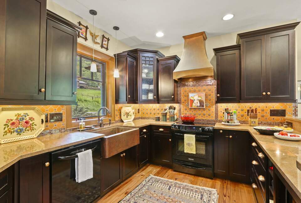 Blue Ridge Gem near Boone and Blowing Rock - Boone, North Carolina