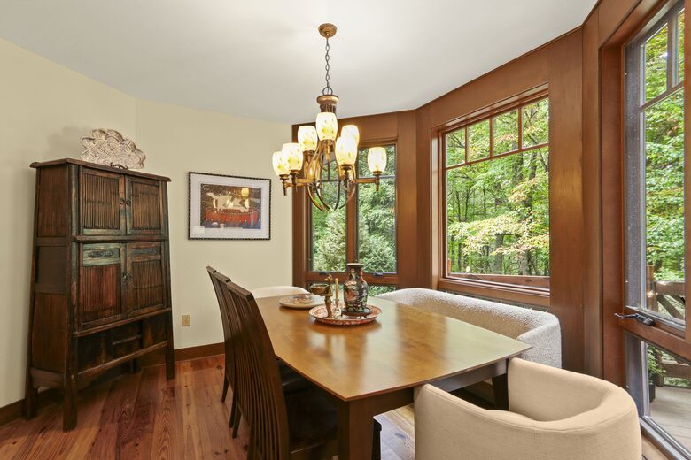 Blue Ridge Gem near Boone and Blowing Rock - Boone, North Carolina