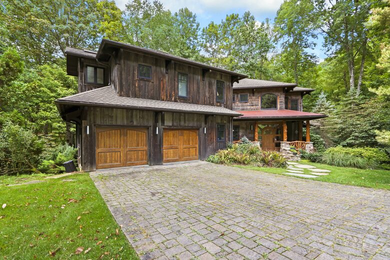 Blue Ridge Gem near Boone and Blowing Rock - Boone, North Carolina