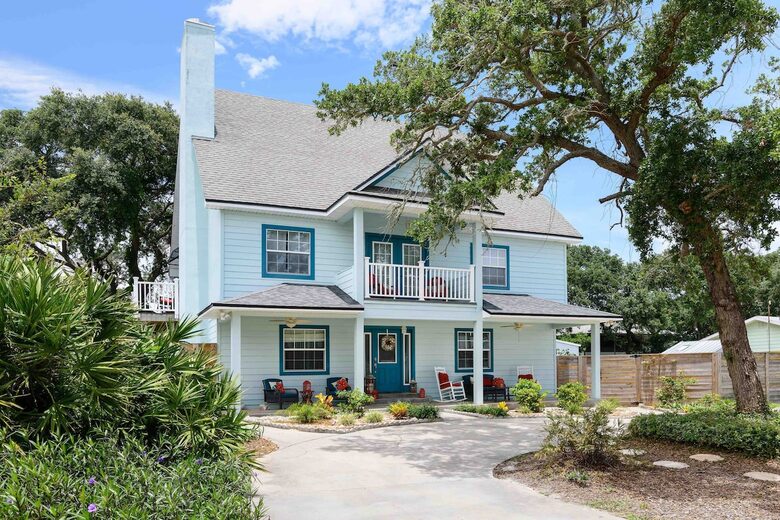 Sand & Sun Escape | Spacious Retreat Near St. Augustine Beach - St. Augustine, Florida