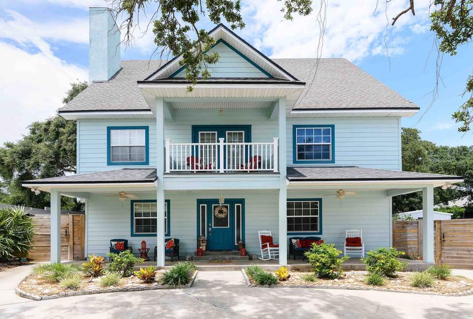 Sand & Sun Escape | Spacious Retreat Near St. Augustine Beach - St. Augustine, Florida