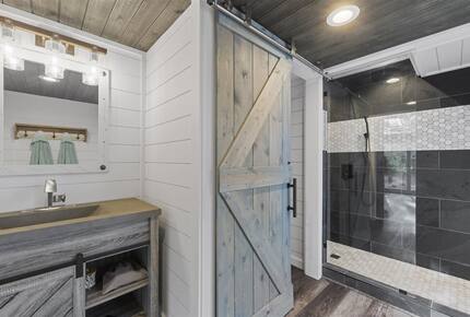 Red Rock Vista House | Modern Sedona Escape - Sedona, Arizona