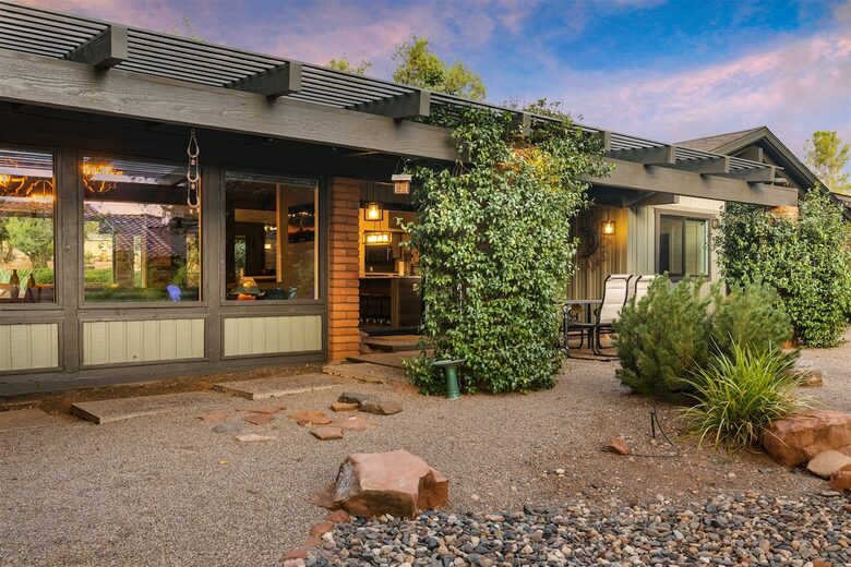 Red Rock Vista House | Modern Sedona Escape - Sedona, Arizona