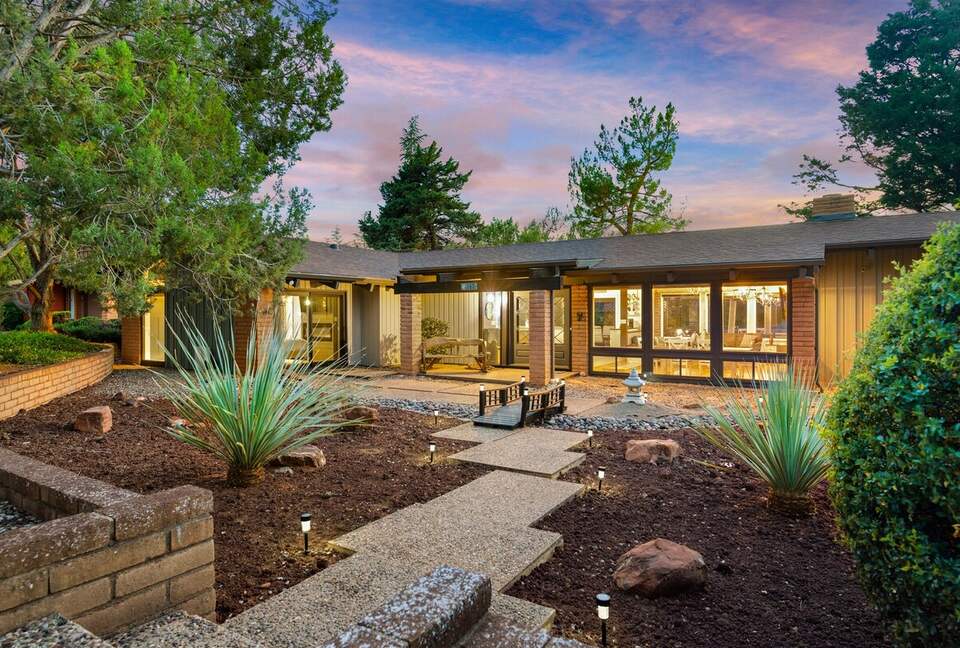 Red Rock Vista House | Modern Sedona Escape - Sedona, Arizona